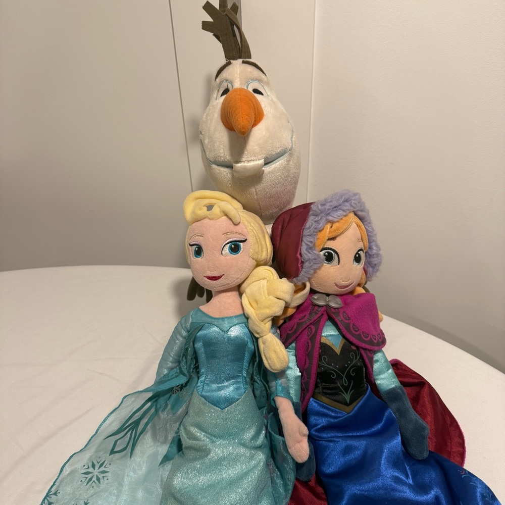 Disney Frozen Plush Trio - Elsa, Anna, and Olaf - 20 inch plushies.
